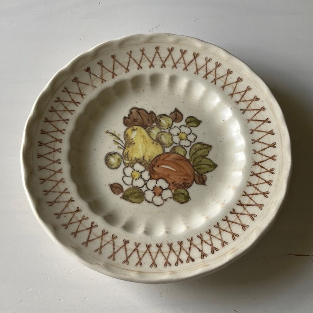 Vintage Vernon Ware by Metlox 6.5” Dessert Plates, Set of 2